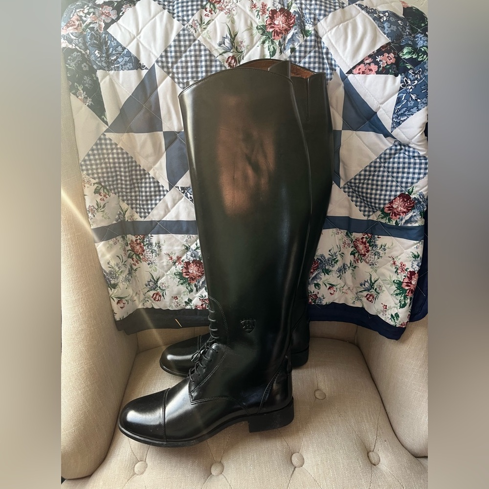 Ariat Heritage Field Boot. 4LR Technology.